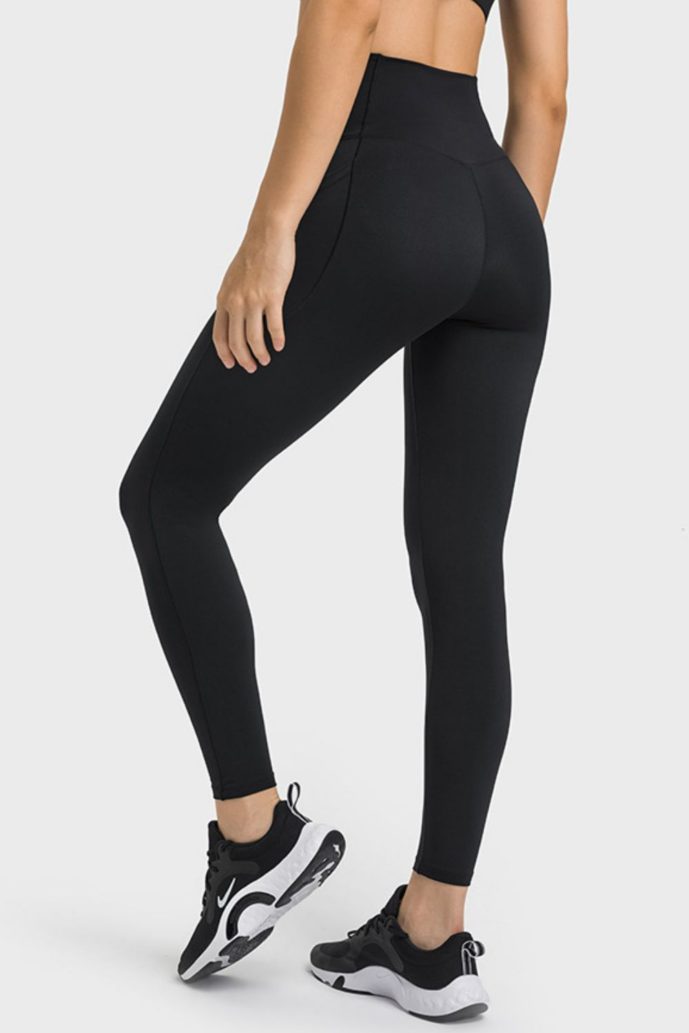 Millennia V-Waist Yoga Leggings with Pockets Fitggins
