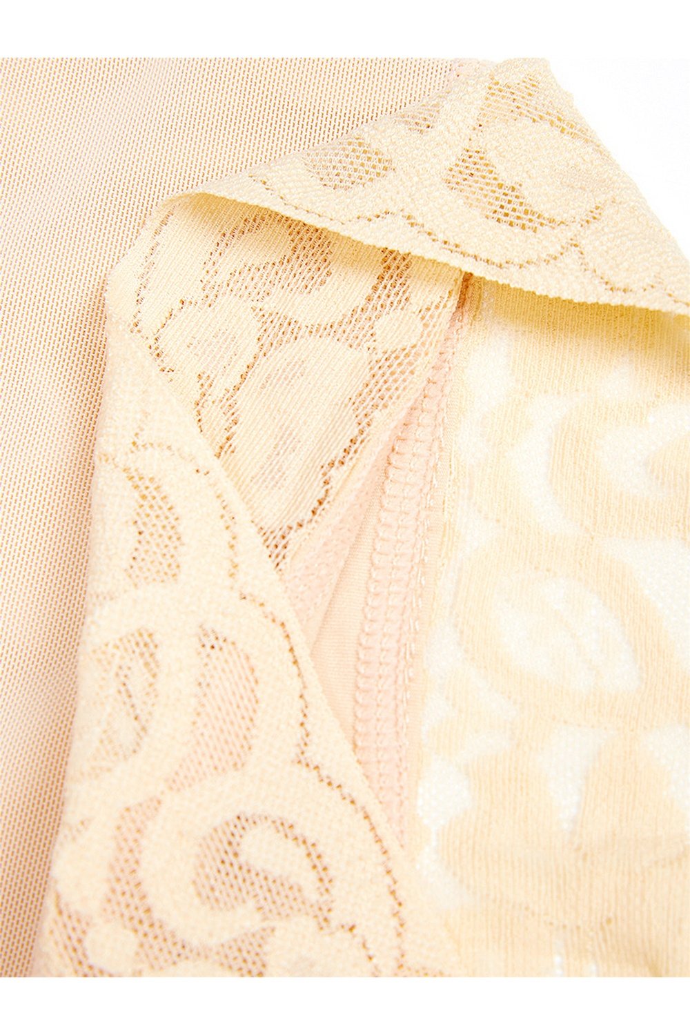 Full Size Lace Detail Hook-and-Eye Shaping Shorts Fitggins