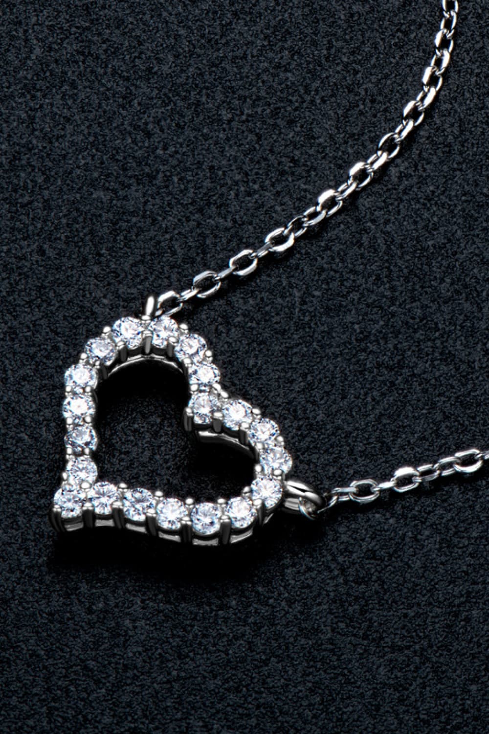 Moissanite Platinum-Plated Heart Necklace - Necklaces - FITGGINS