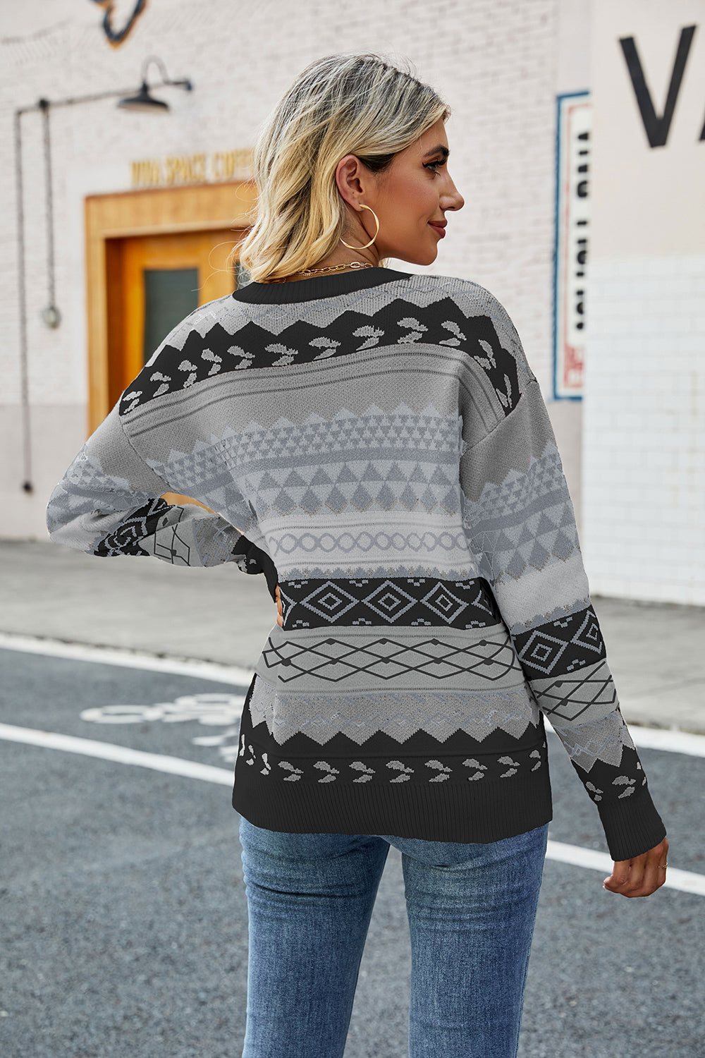 Round Neck Drop Shoulder Sweater Fitggins