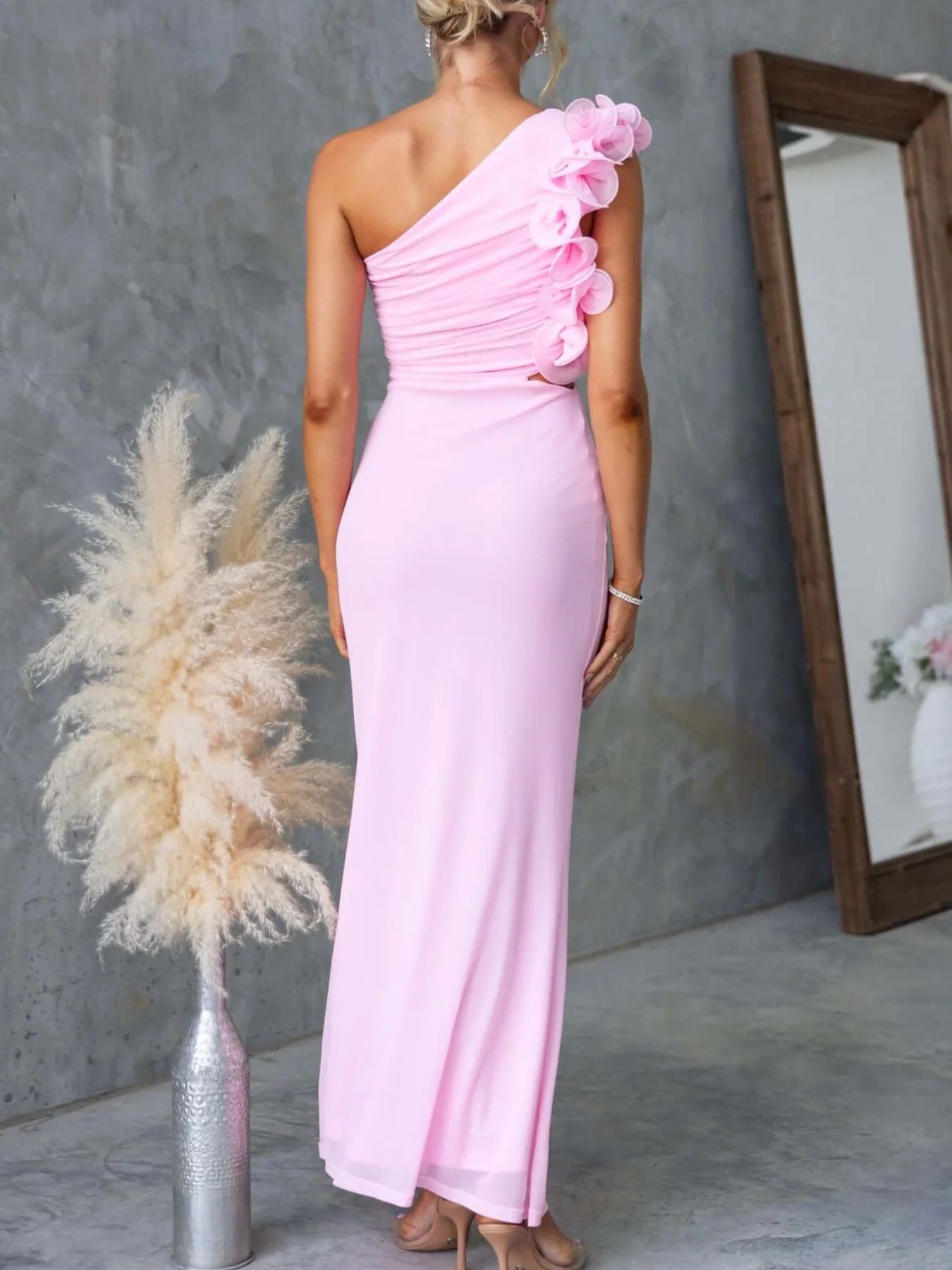 One-Shoulder Floral Trim Sleeveless Maxi Dress Fitggins