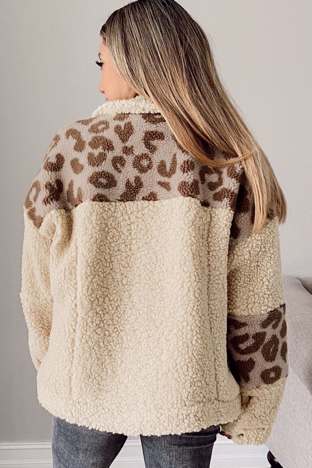 Pocketed Leopard Collared Neck Sherpa Jacket - Jackets - FITGGINS