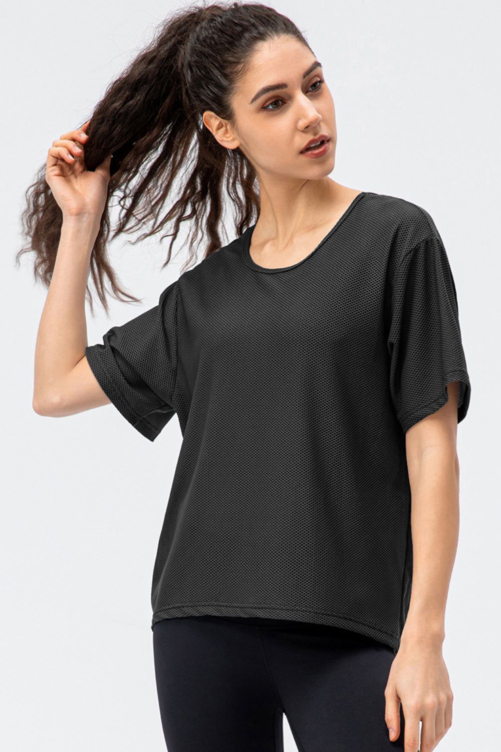 Round Neck Short Sleeve Active Tee - Crop Tops & Tank Tops - FITGGINS