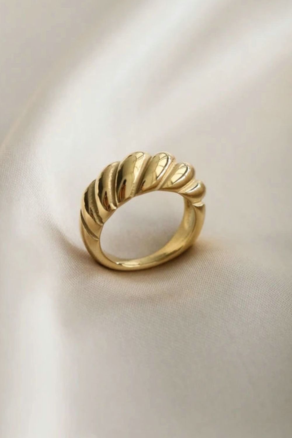 Gold Twisted Ring - Rings - FITGGINS