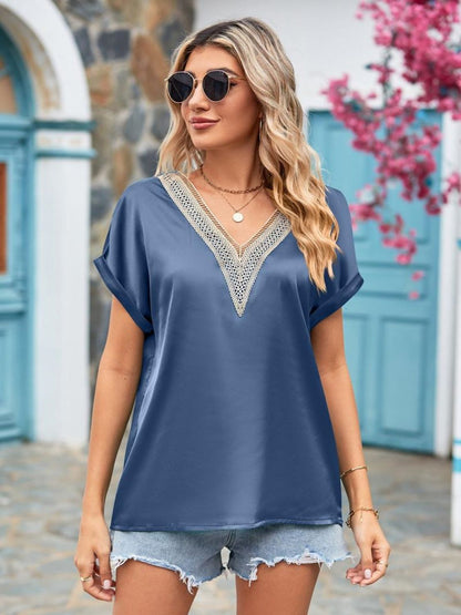 Mandy V-Neck Cuffed Blouse Dusty Blue Fitggins