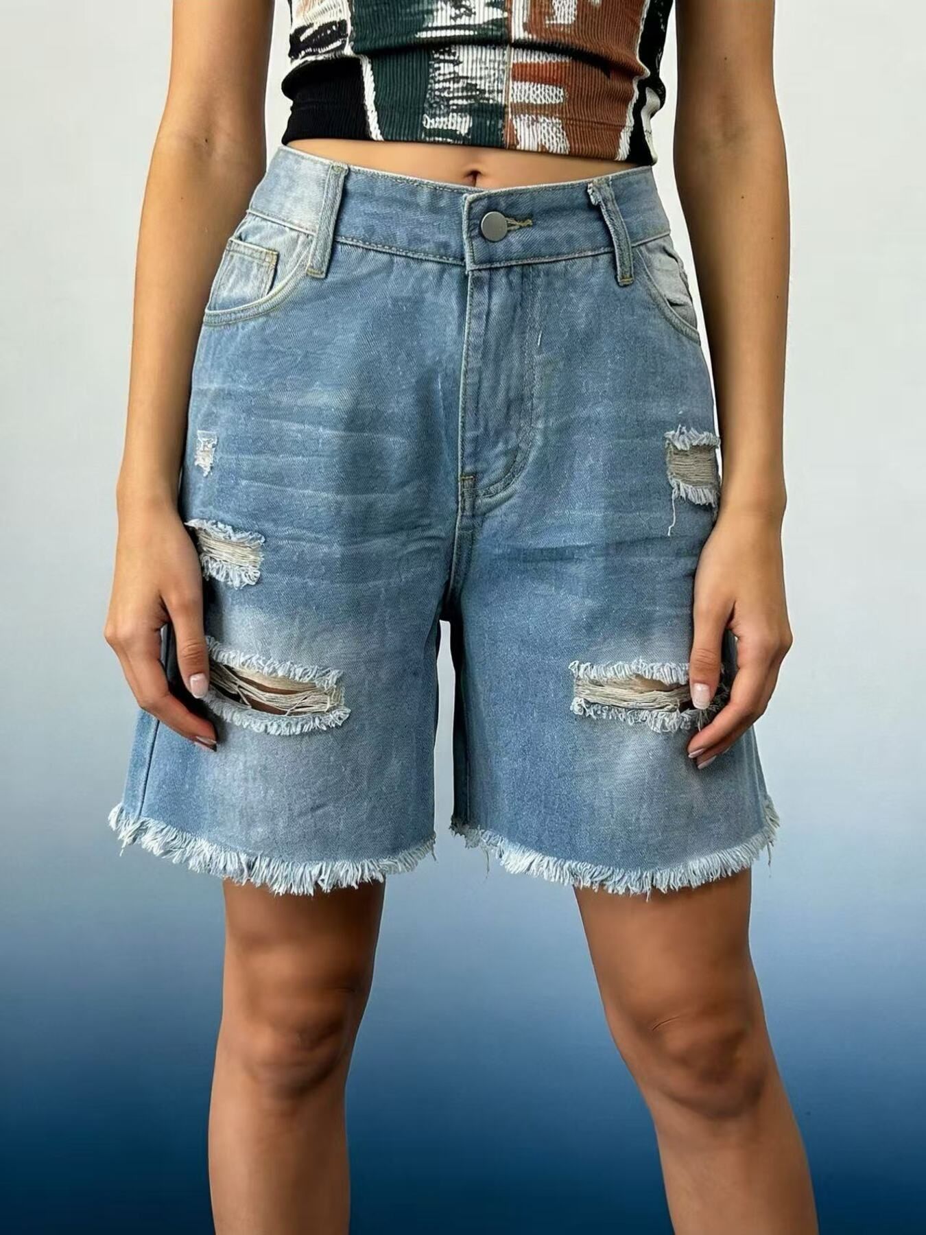 Full Size Ripped Frayed Hem Denim Shorts Plus Size Light Blue Fitggins