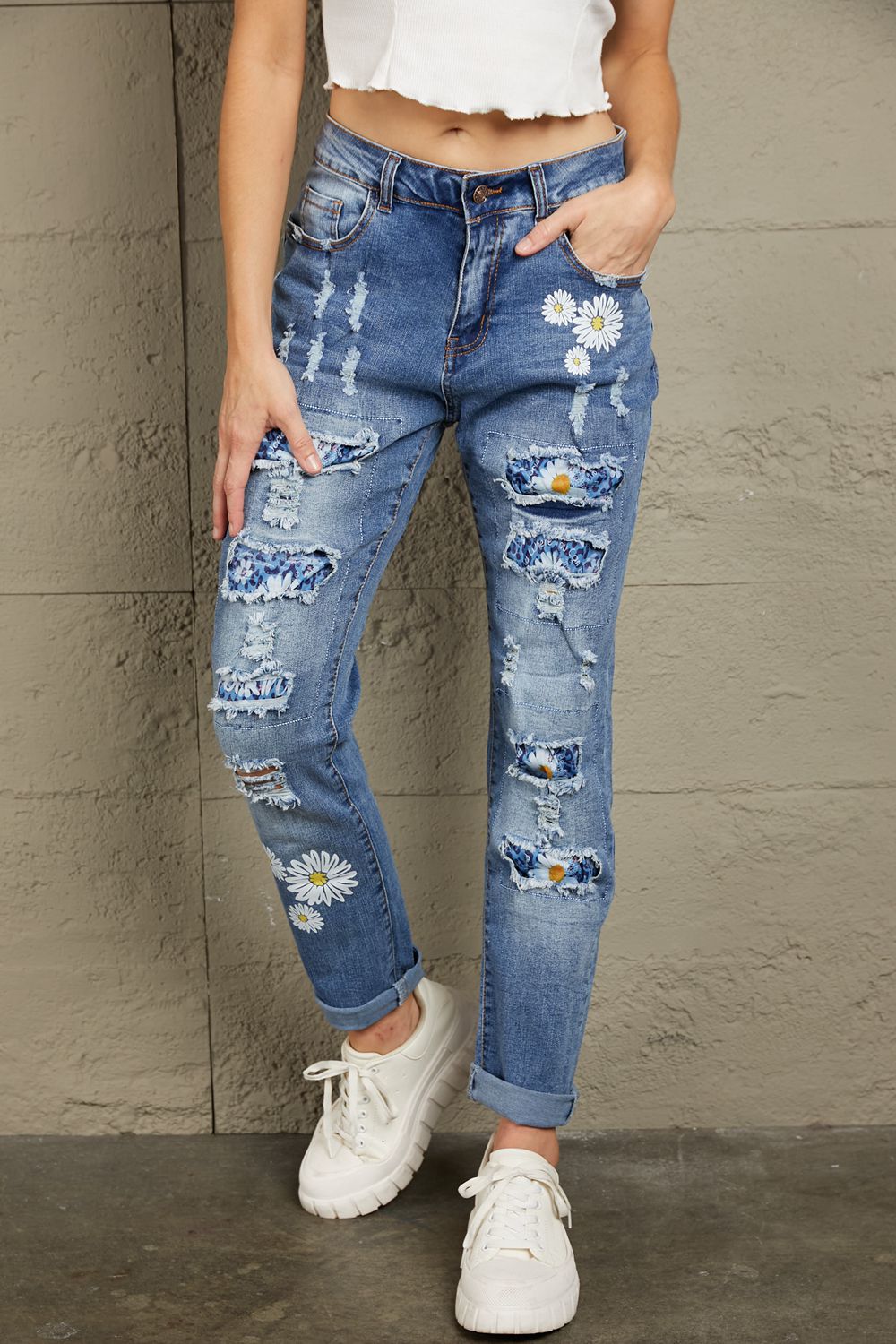Baeful Printed Patch Distressed Boyfriend Jeans - Jeans - FITGGINS