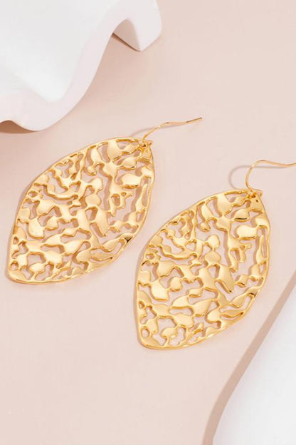 Brass Cutout Leaf Shape Earrings - Earrings - FITGGINS