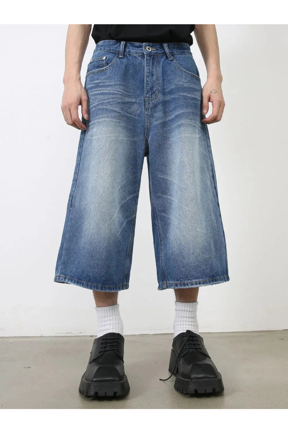 Men's Trendy Washed Denim Shorts with Pockets Fitggins