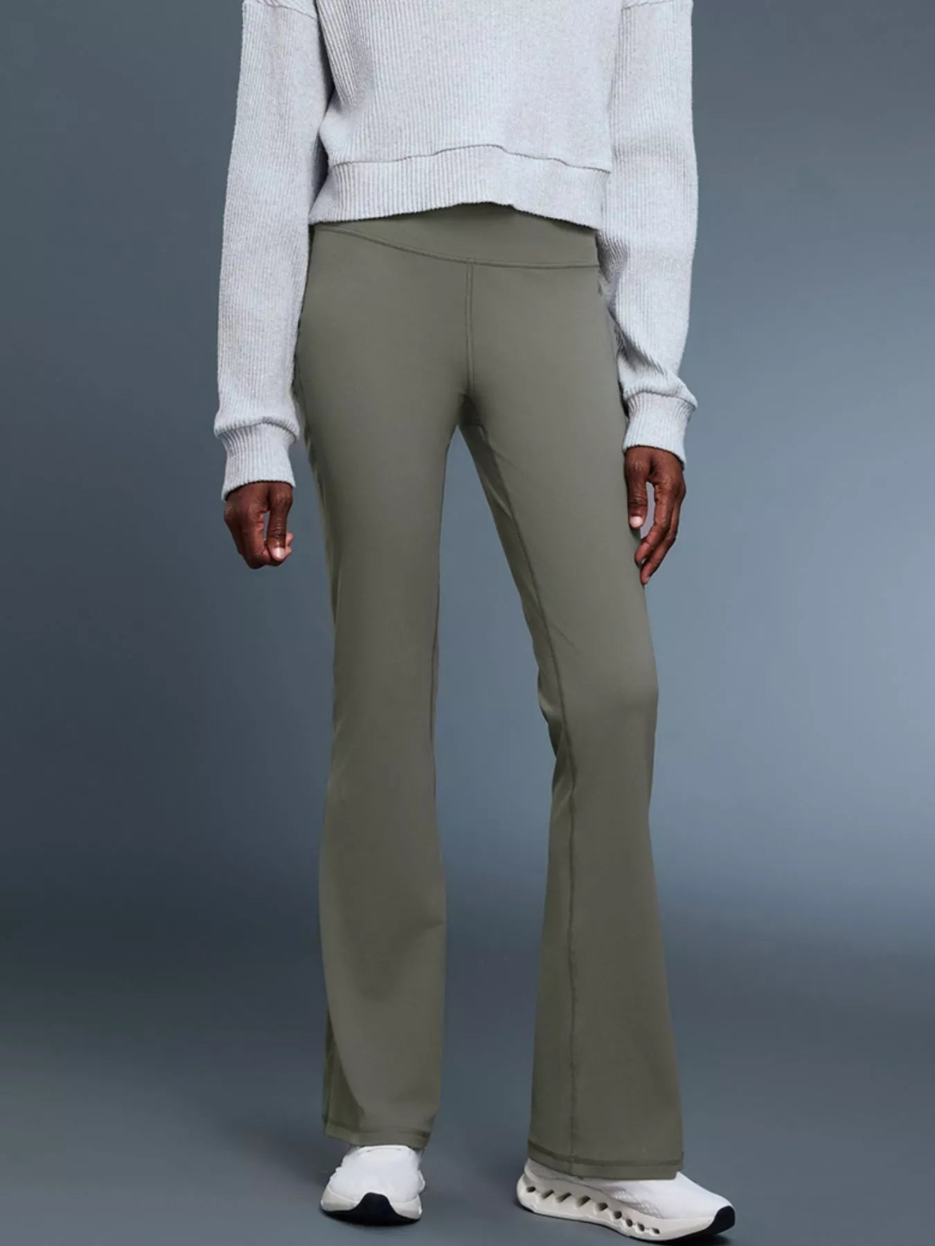 High-Waisted Flare Active Pants Sage Fitggins