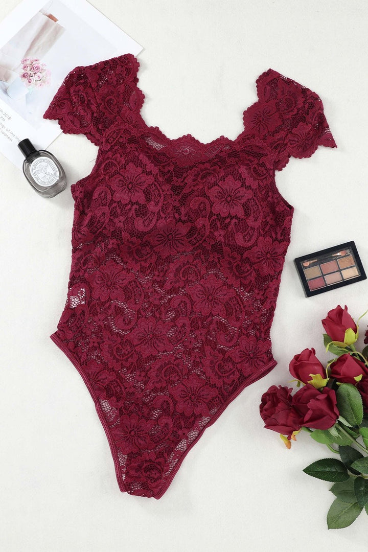Ruched Sweetheart Neck Lace Bodysuit - Bodysuits - FITGGINS