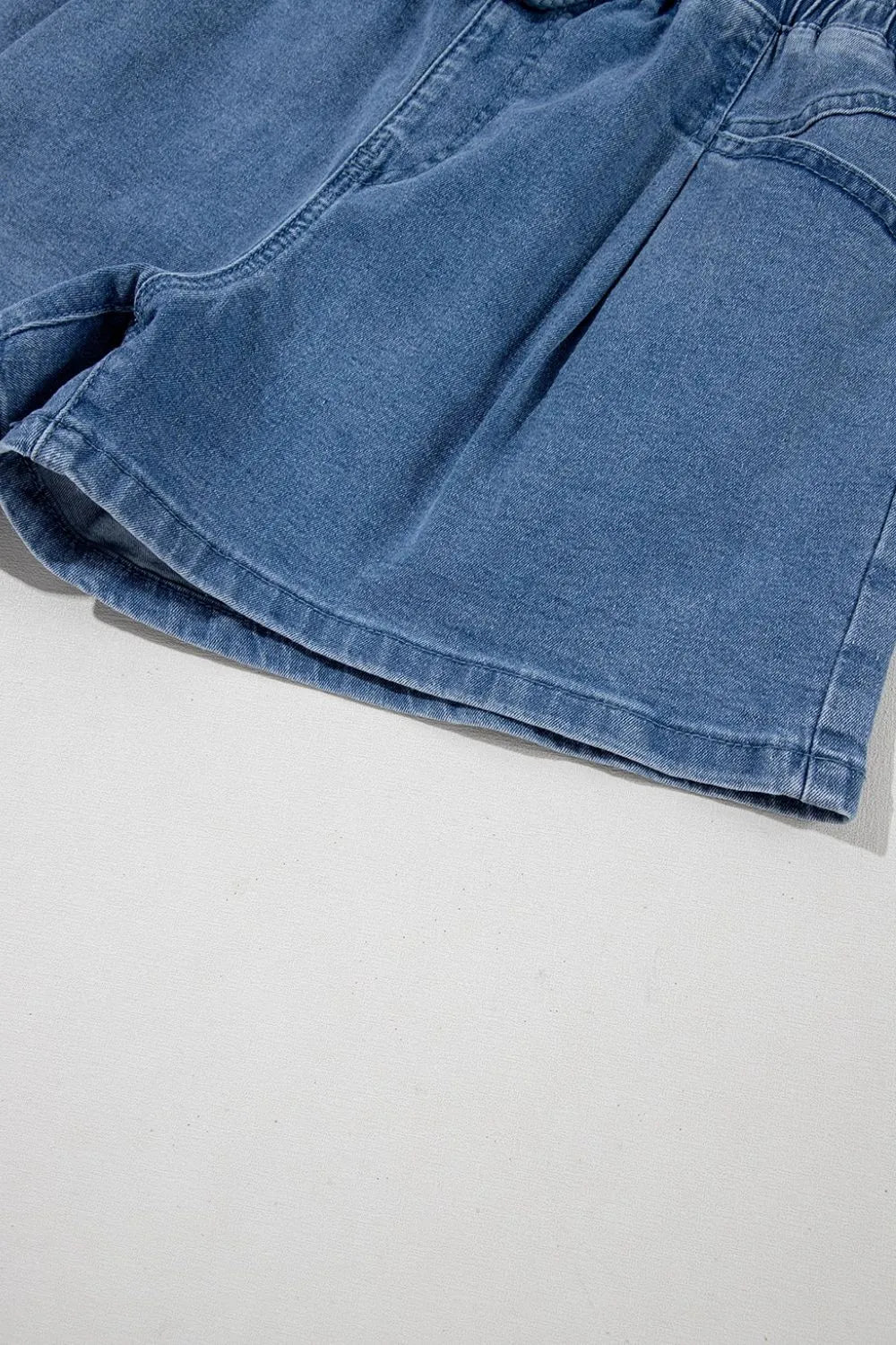 Drawstring High Waist Denim Shorts with Pockets Fitggins