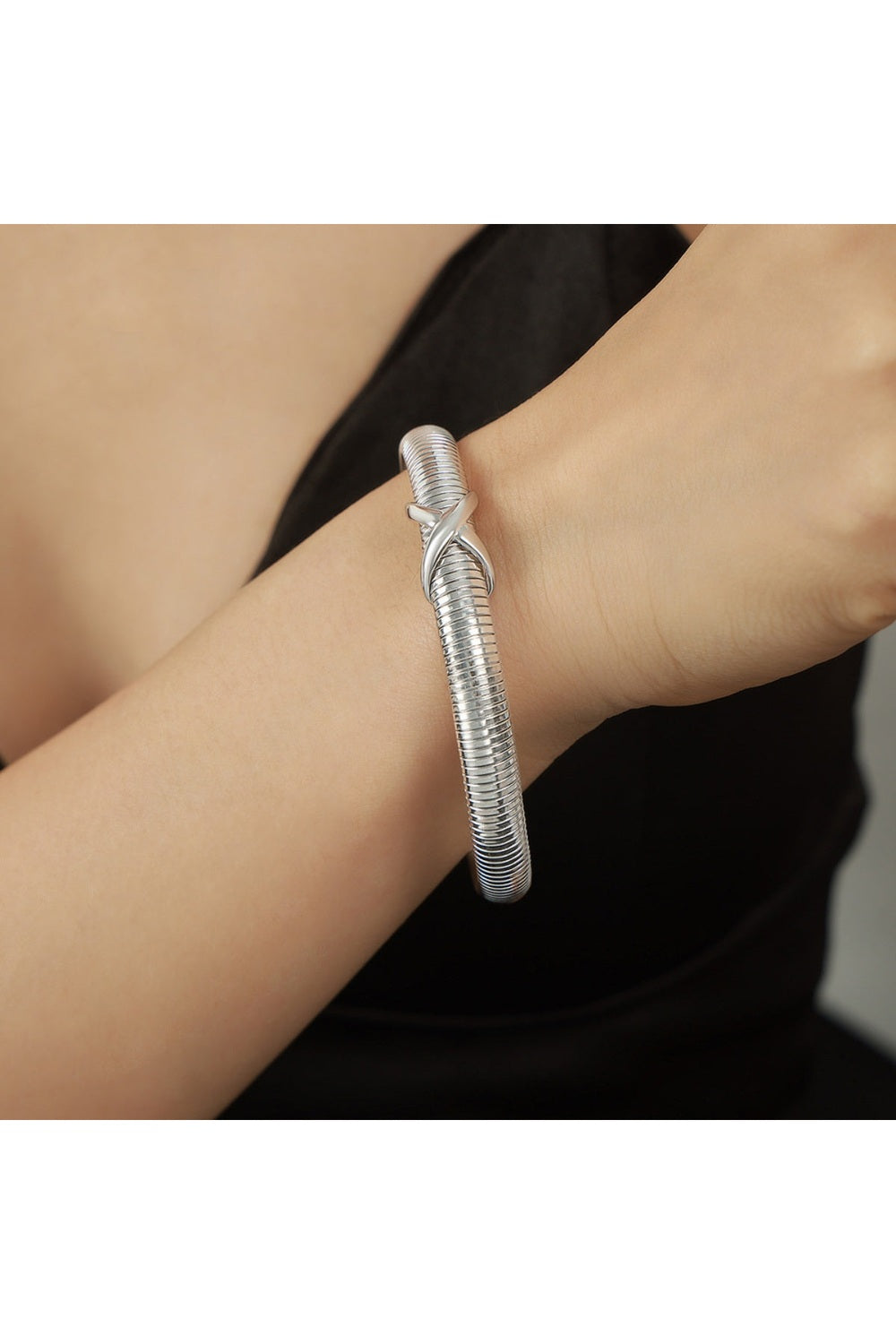 Titanium Steel Spring Shape Bracelet - Bracelets - FITGGINS