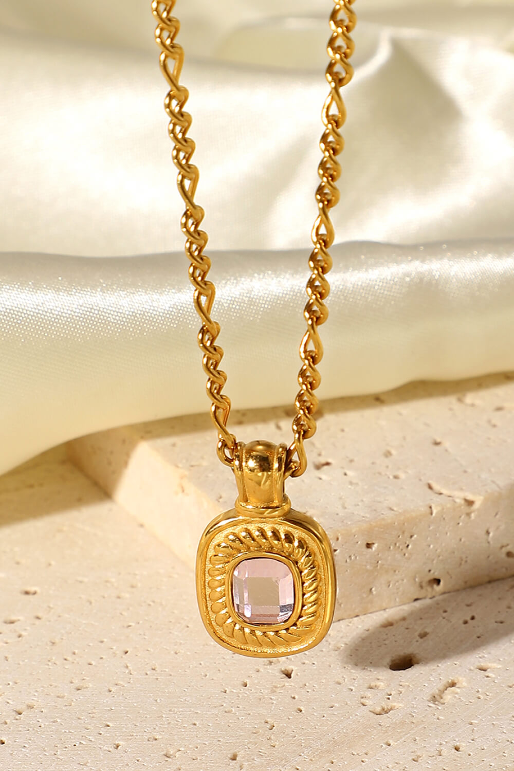 18K Gold Plated Inlaid Rhinestone Pendant Necklace - Necklaces - FITGGINS