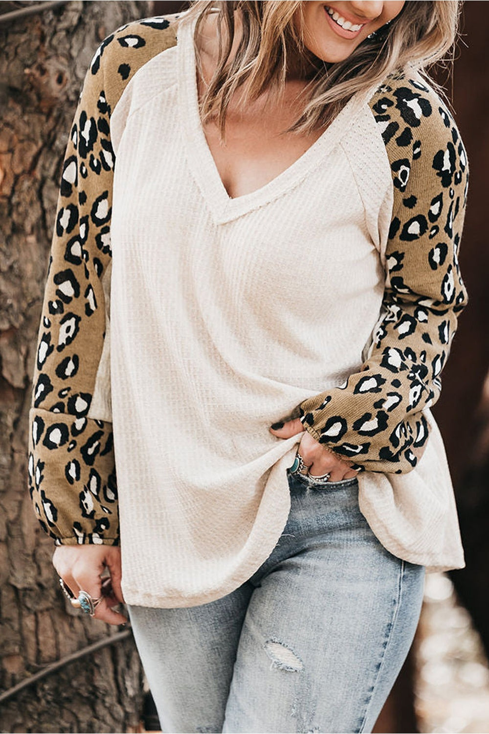 Plus Size Leopard V-Neck Raglan Sleeve Blouse - Blouses - FITGGINS