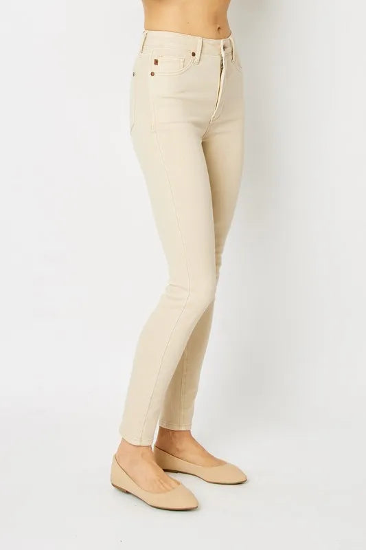 Judy Blue Full Size Garment Dyed Tummy Control Skinny Jeans Fitggins