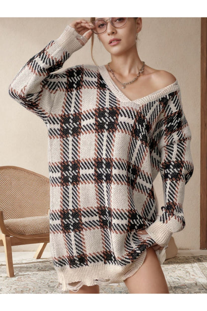 Distressed Plaid V-Neck Long Sleeve Sweater Dress - Sweater Dresses - FITGGINS