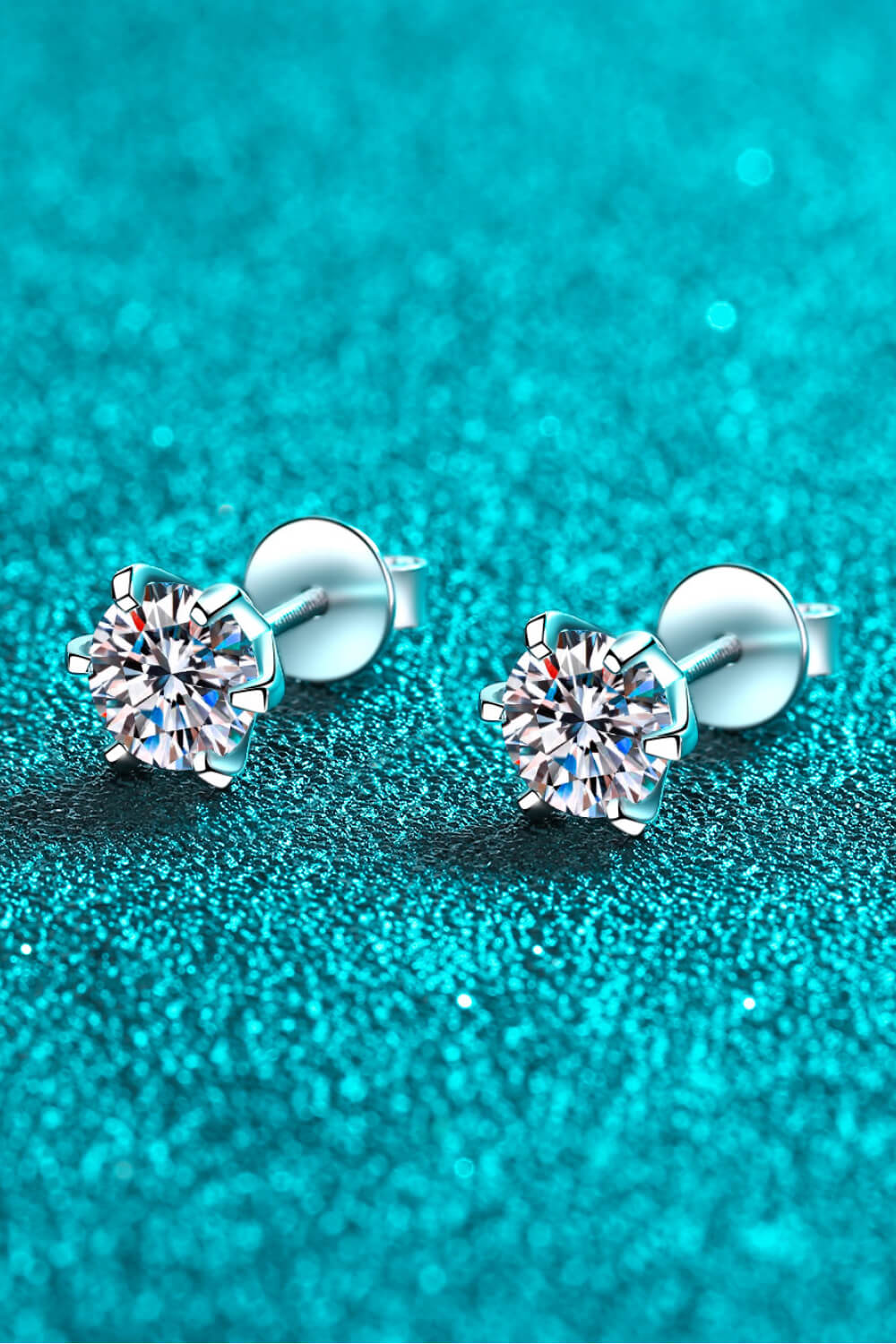 Inlaid Moissanite Stud Earrings - Earrings - FITGGINS