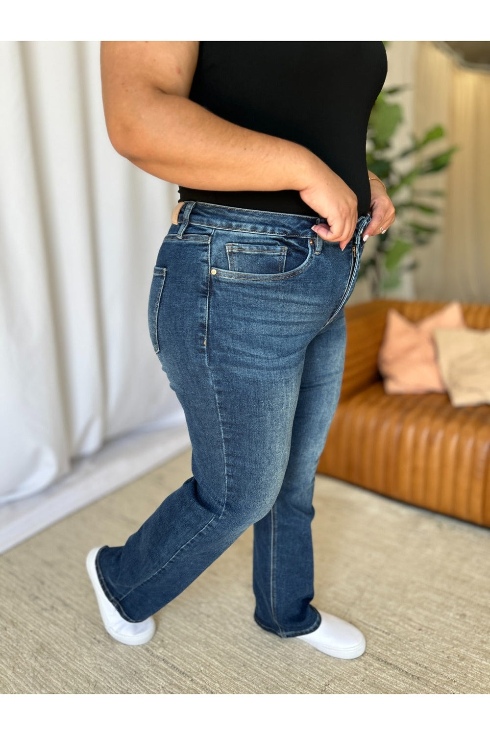 RFM Full Size High Rise Straight Tummy Control Jeans - Jeans - FITGGINS