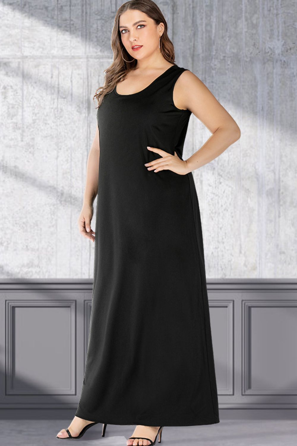 Plus Size Scoop Neck Maxi Tank Dress Fitggins