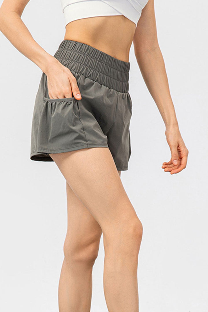 Elastic Waist Pocketed Active Shorts - Short Leggings - FITGGINS