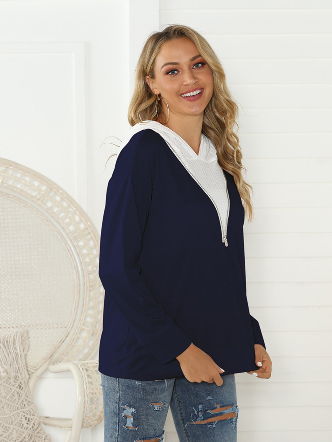 Shiny Contrast Zip Detail Hoodie Fitggins