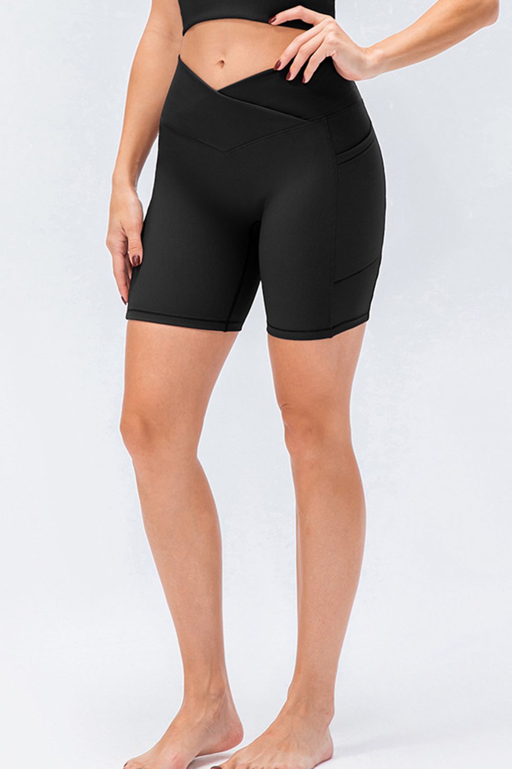 Slim Fit V-Waistband Sports Shorts Fitggins