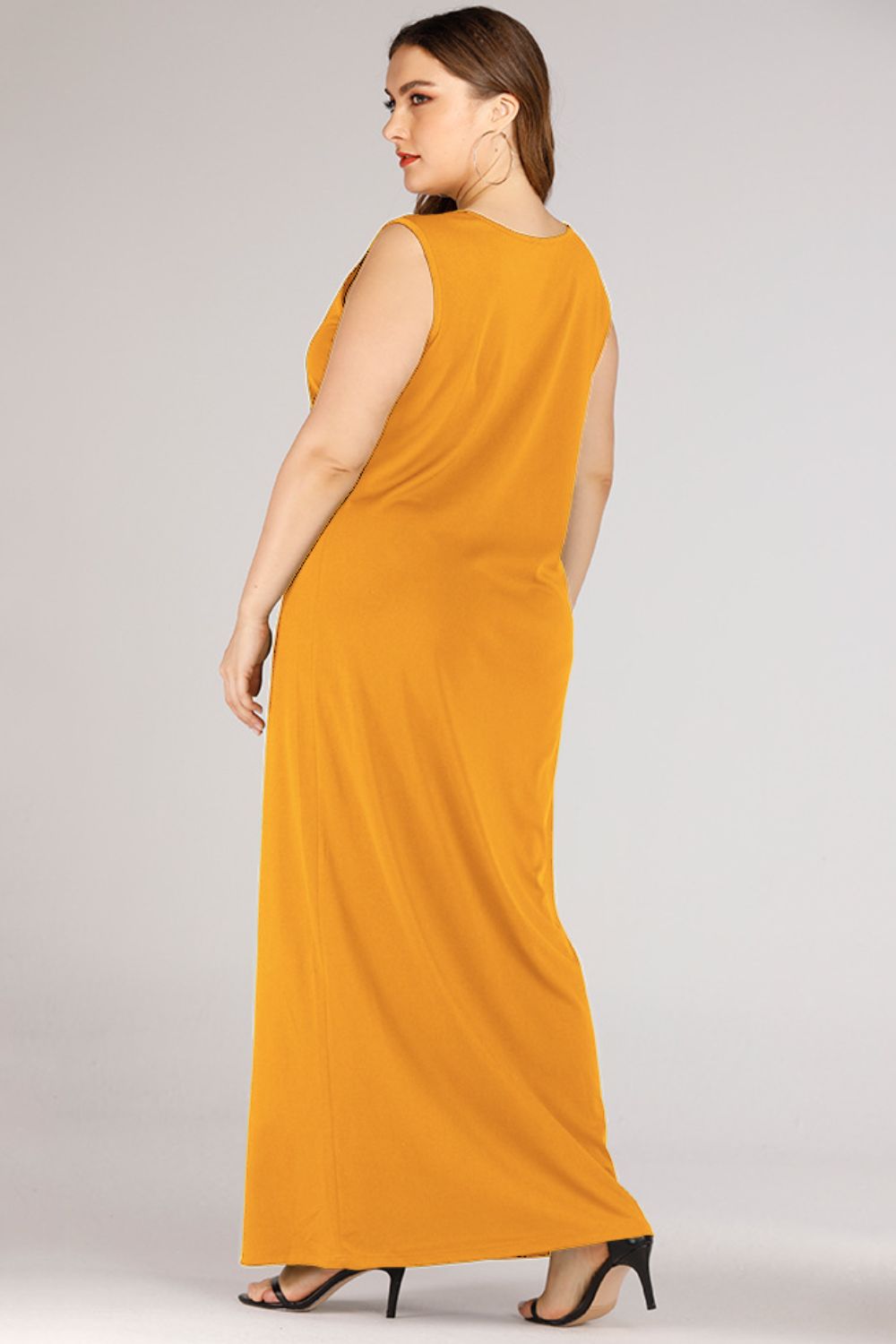 Plus Size Scoop Neck Maxi Tank Dress Fitggins