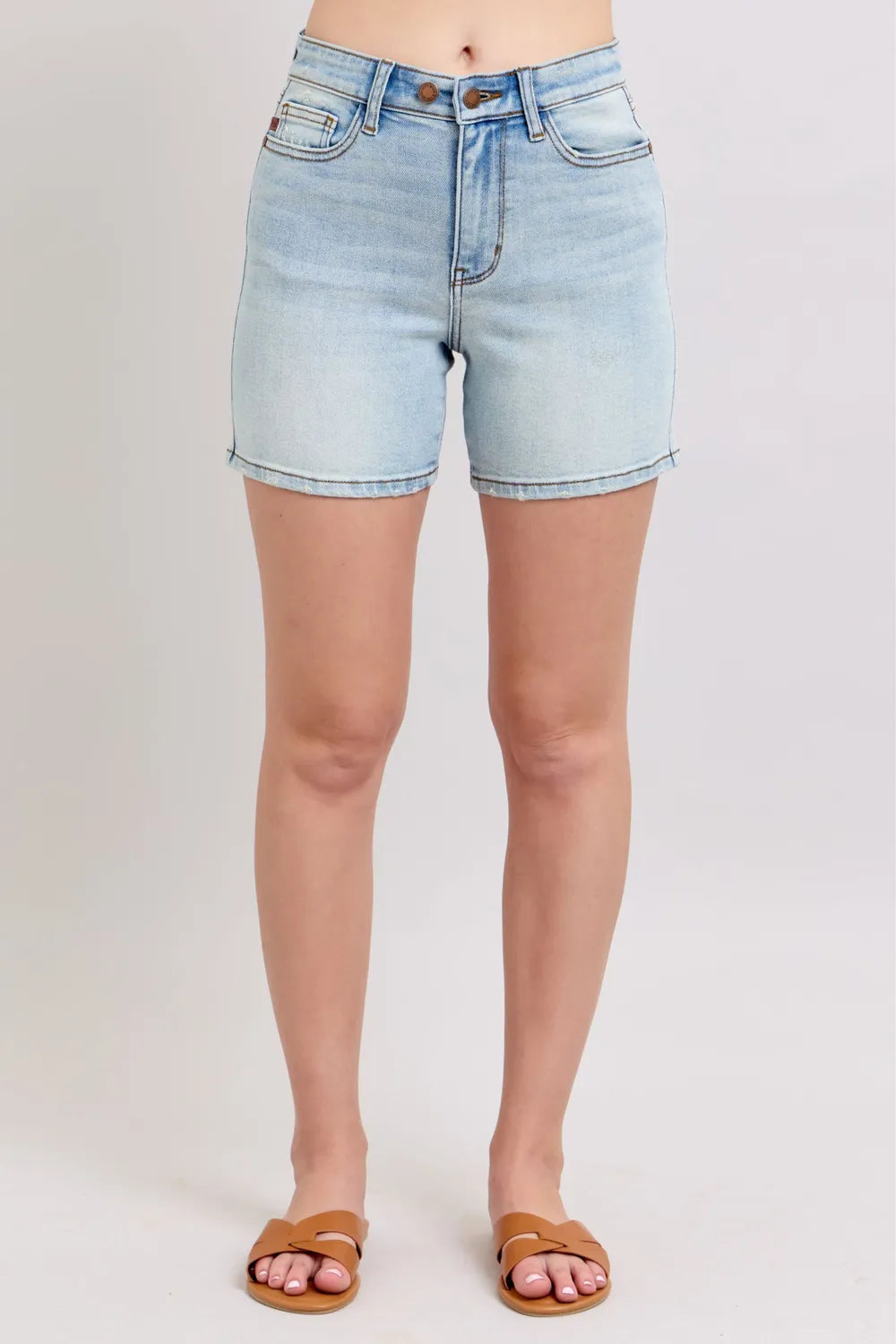 Judy Blue Full Size 2-Button Denim Shorts with Pockets — Plus Size Light Fitggins