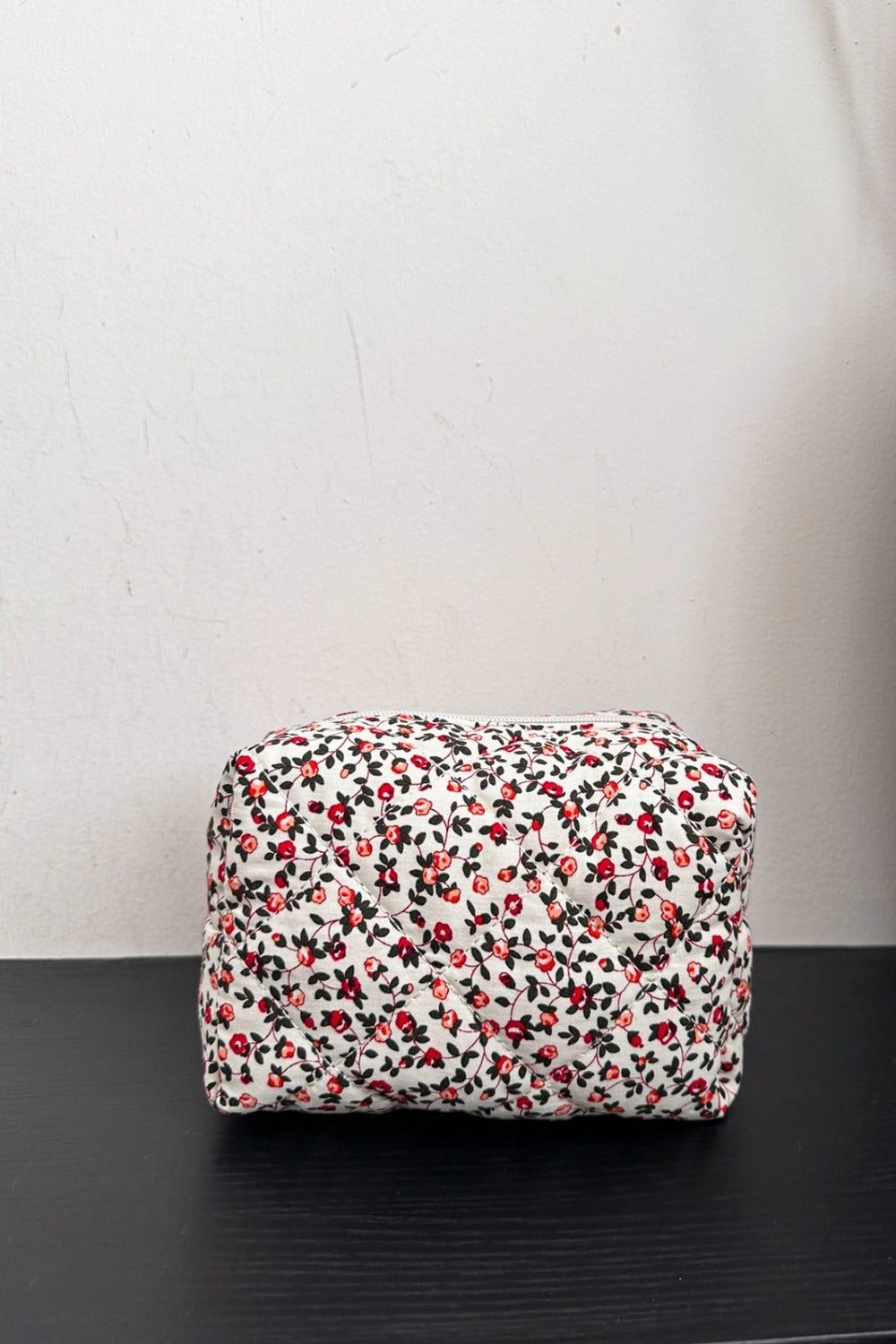 Floral Quilted Clutch with Plaid Lining - Handbag - FITGGINS