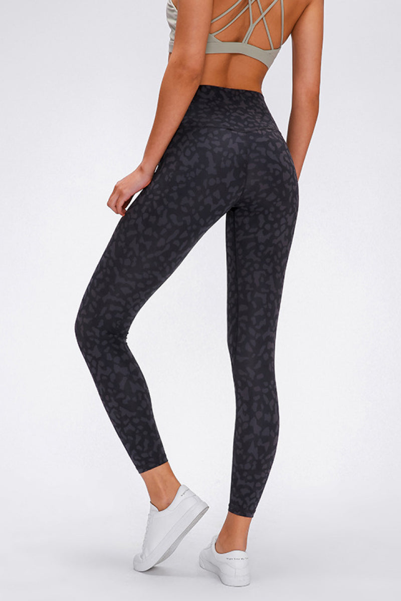 Millennia Wide Seamless Band Waist Sports Leggings Fitggins