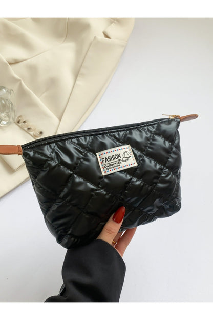 Solid Quilted Clutch with Zipper - Handbag - FITGGINS