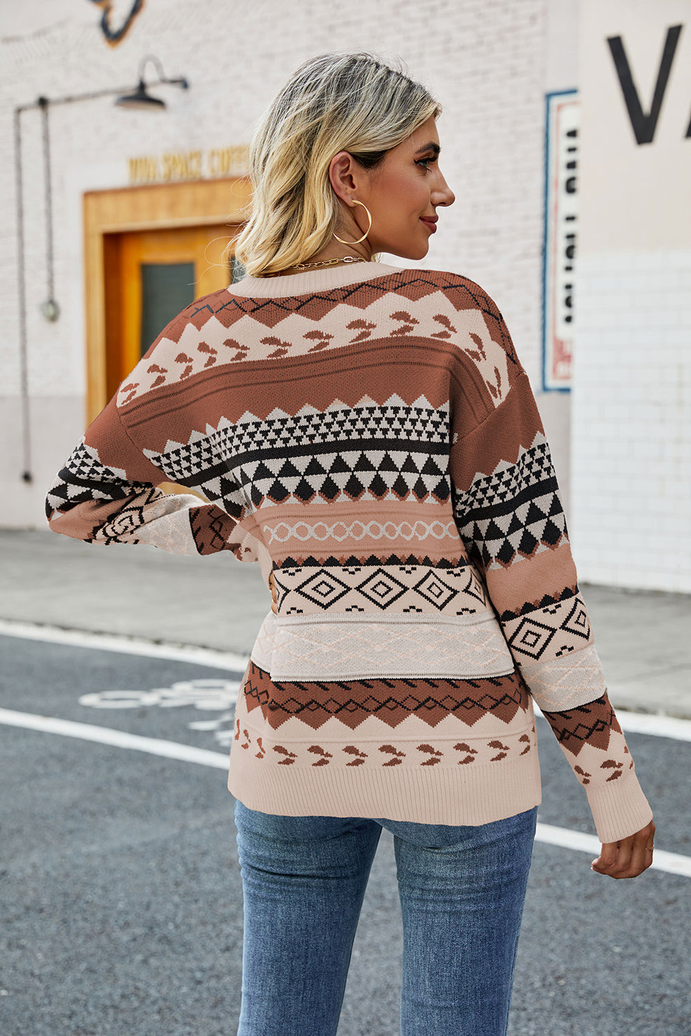 Round Neck Drop Shoulder Sweater Fitggins