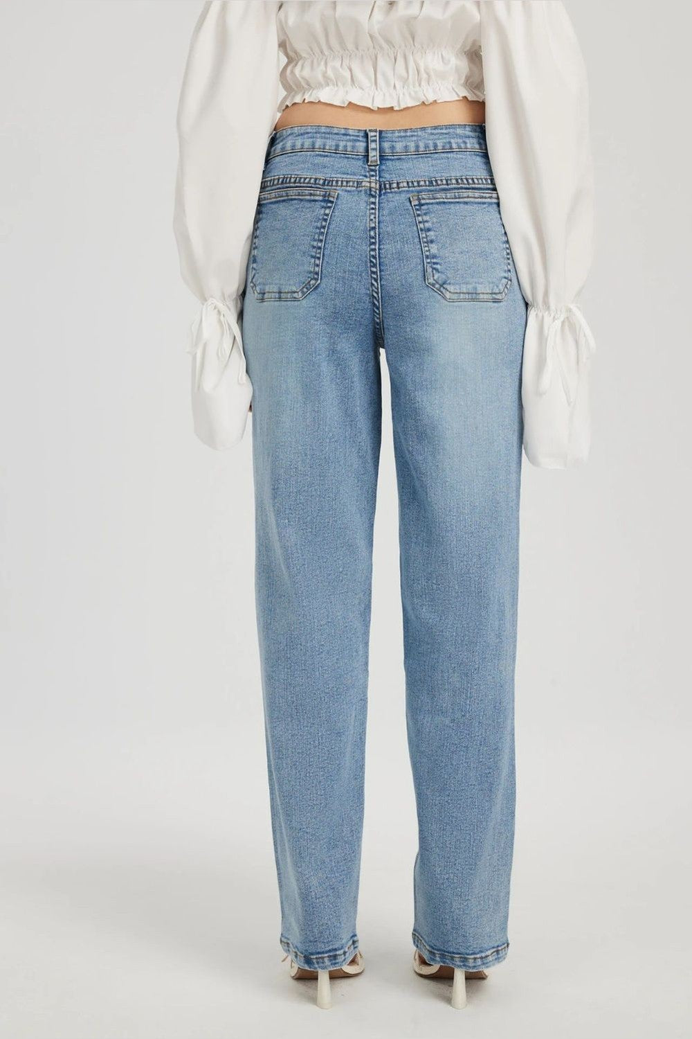 Straight Jeans with Pockets - Jeans - FITGGINS