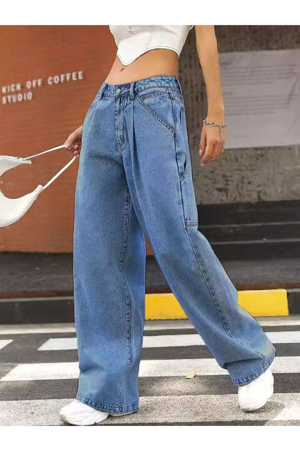 Wide Leg Jeans with Pockets - Jeans - FITGGINS