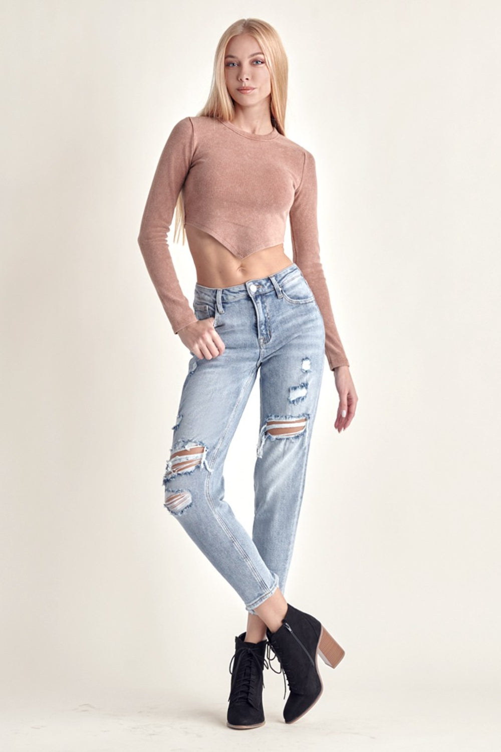 RISEN Distressed Slim Cropped Jeans - Jeans - FITGGINS