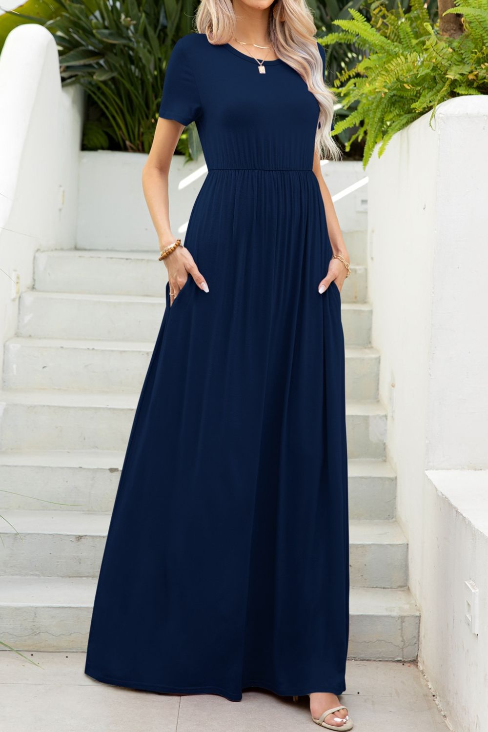 Round Neck Maxi Tee Dress with Pockets Fitggins