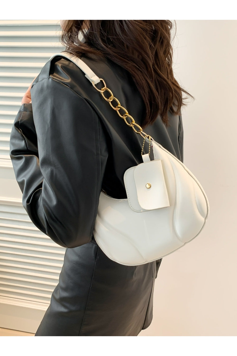 PU Leather Shoulder Bag with EarPods Bag - Handbag - FITGGINS