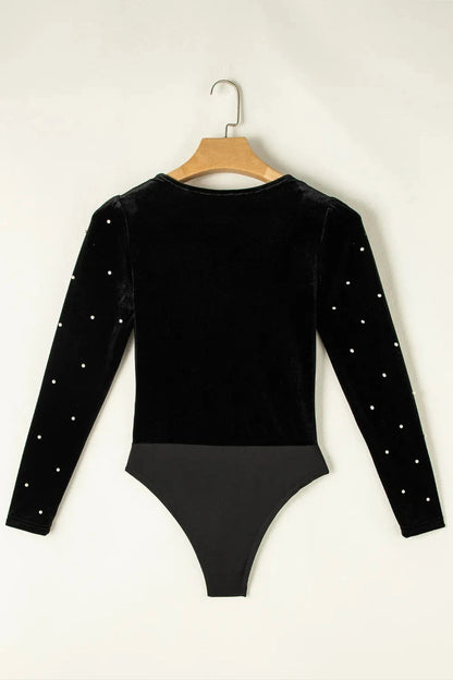 Pearl Detail V-Neck Long Sleeve Bodysuit - Bodysuit - FITGGINS