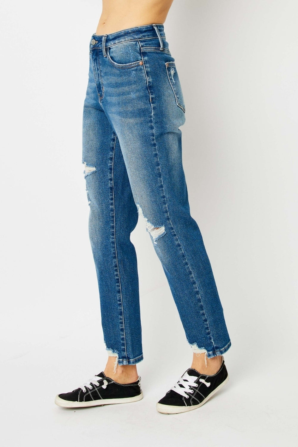 Judy Blue Full Size Distressed Boyfriend Fit Jeans - Jeans - FITGGINS