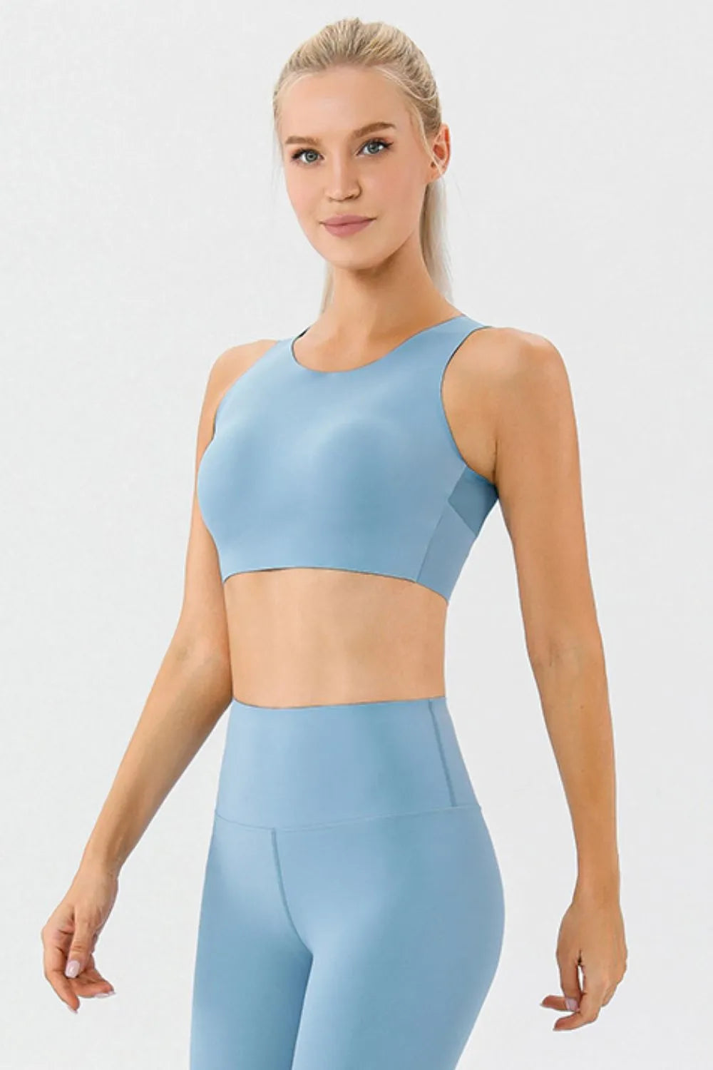 Round Neck Wide Strap Active Bra Fitggins