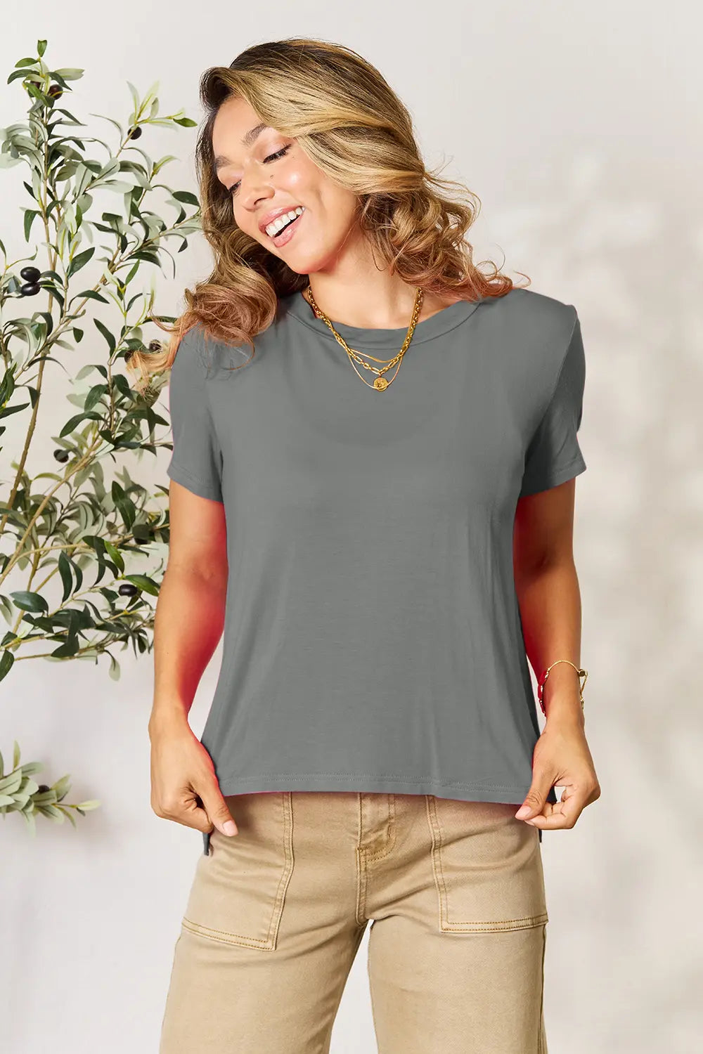 Basic Bae Full Size Round Neck Short Sleeve T-Shirt Gray Fitggins