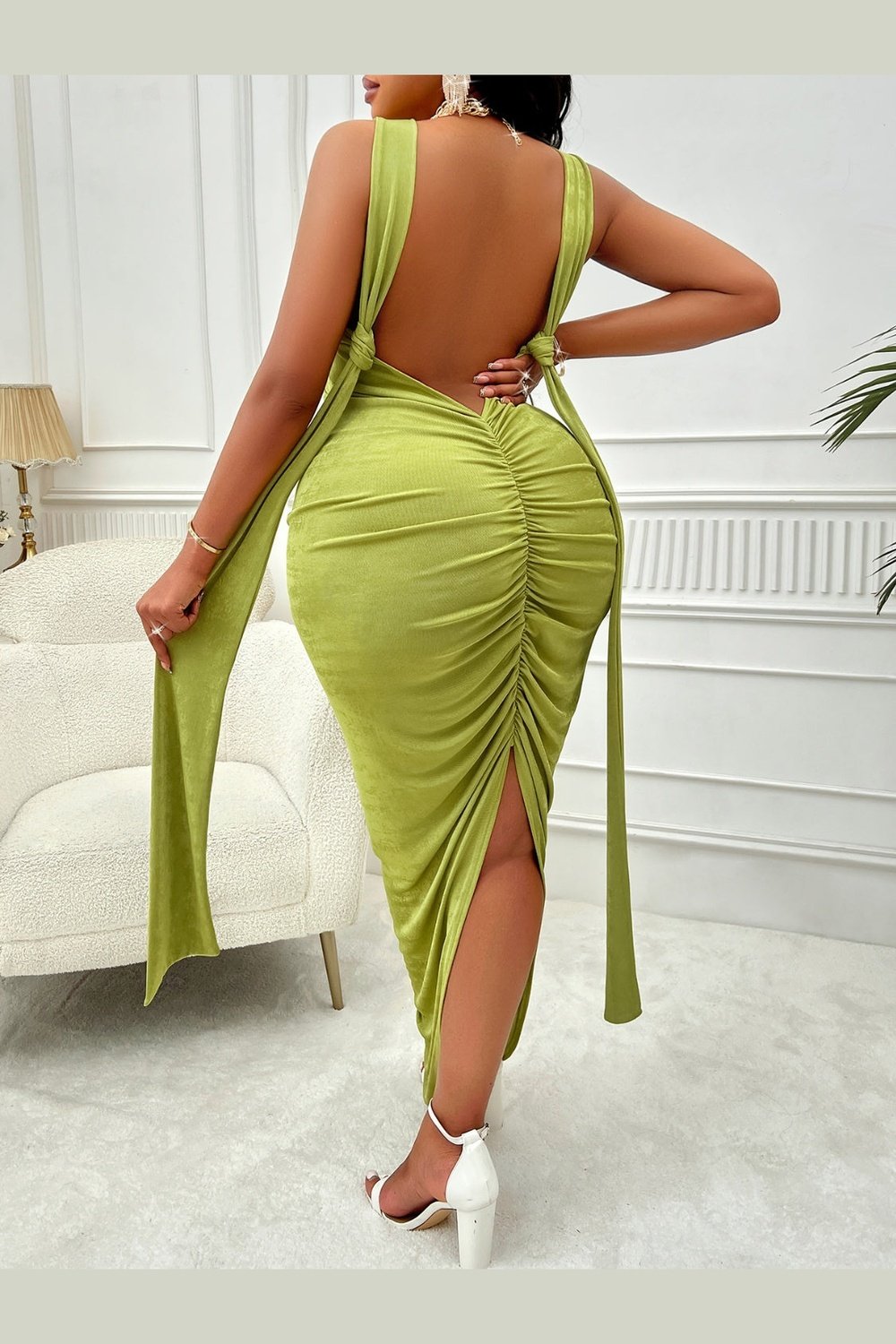 Plus Size Backless Ruched Dress - Cocktail Dresses - FITGGINS