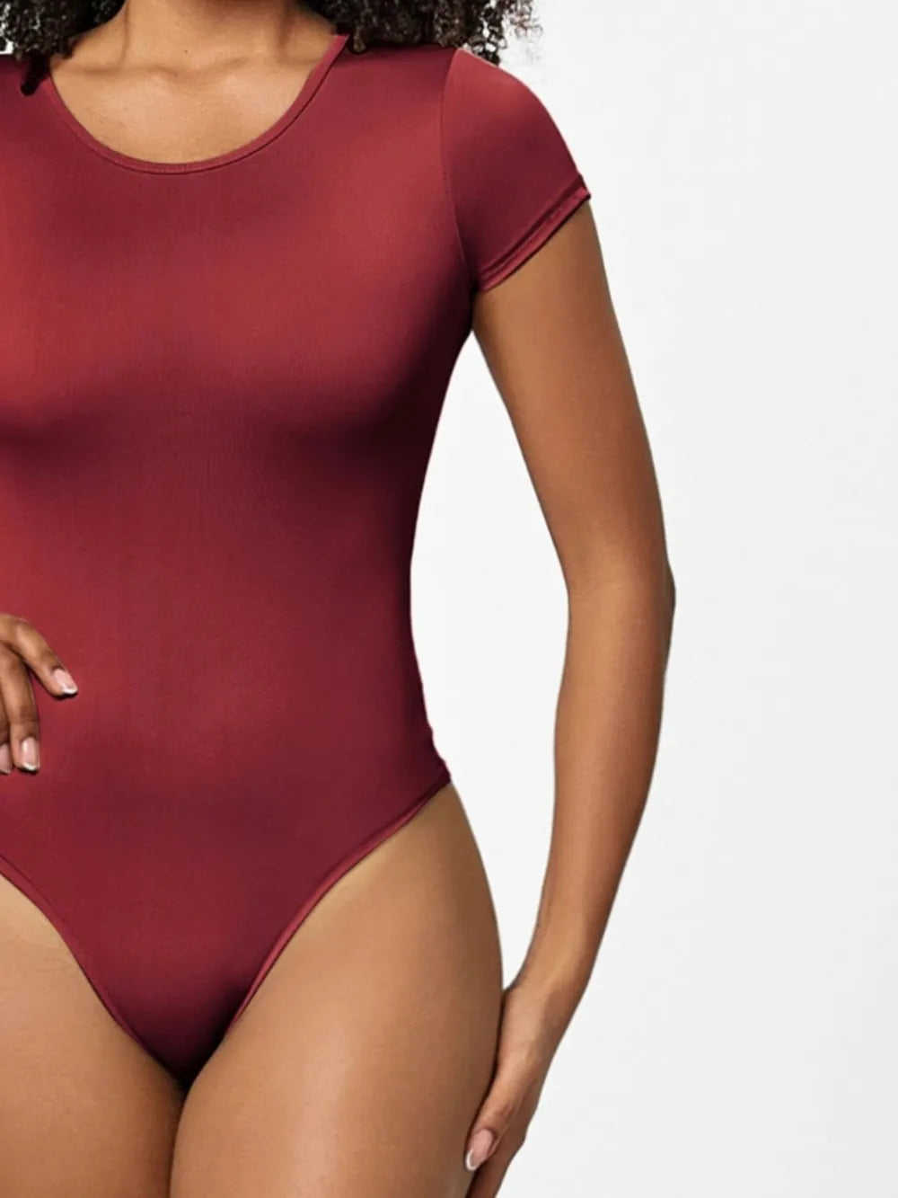 Full Size Round Neck Short Sleeve Bodysuit Fitggins