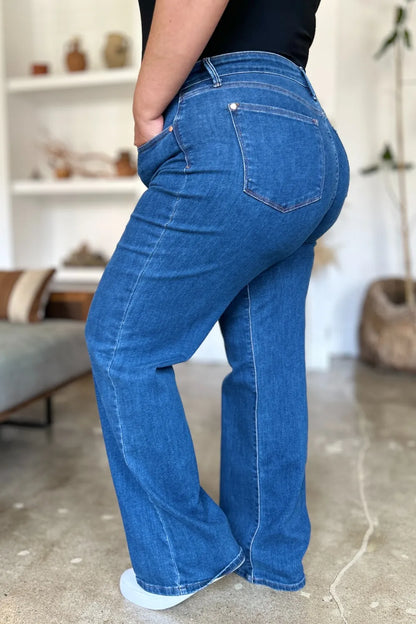 Judy Blue Full Size High Rise Straight Jeans Fitggins