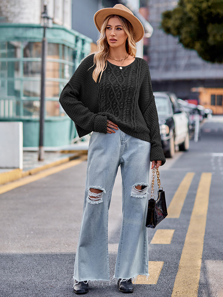 Round Neck Cable-Knit Sweater Fitggins