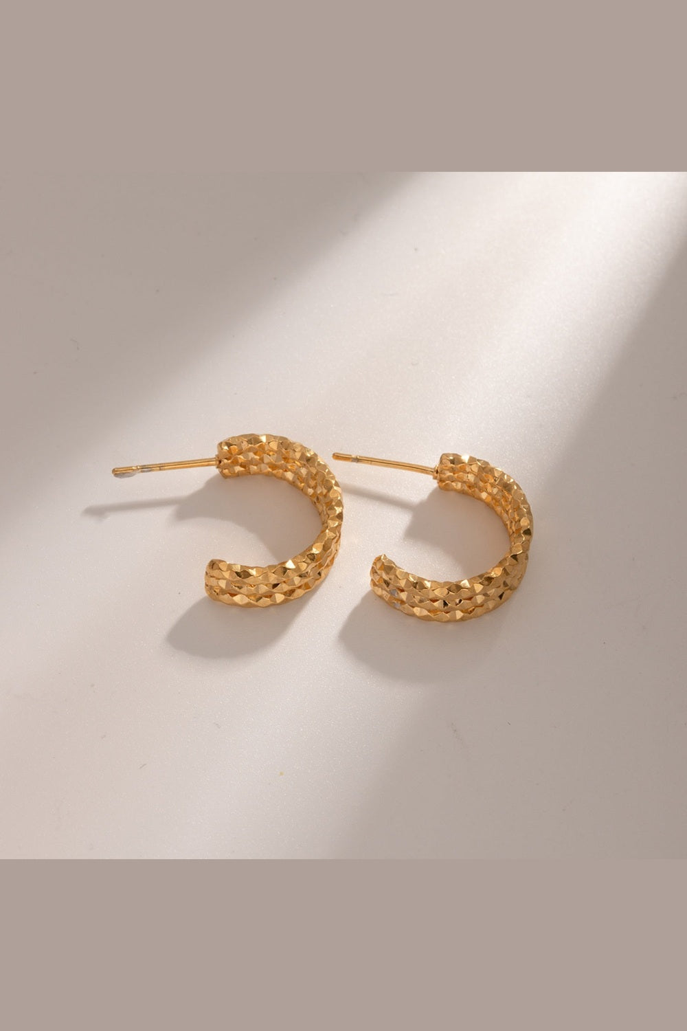 18K Gold-Plated Stainless Steel C-Hoop Earrings - Earrings - FITGGINS