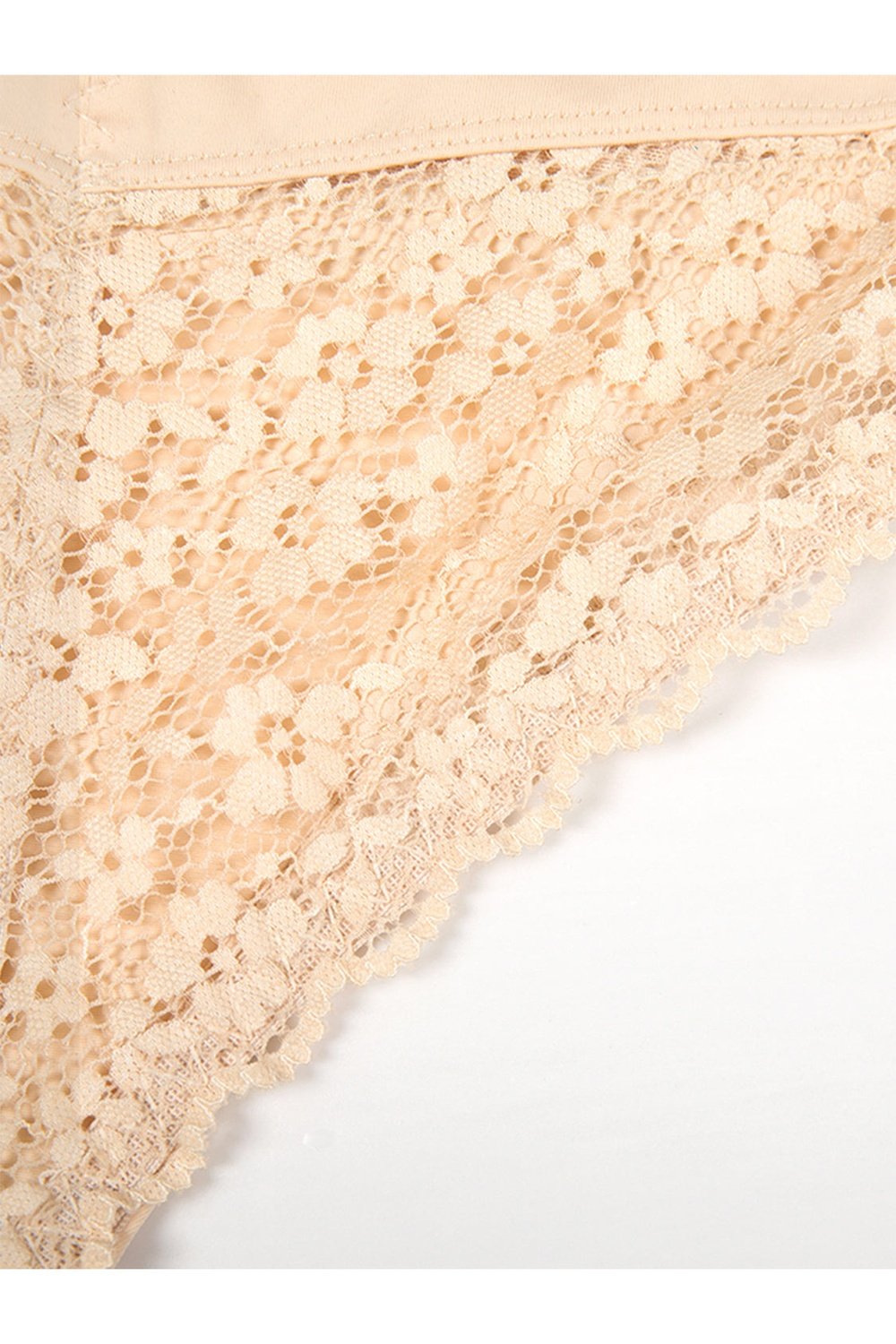 Full Size Lace Detail Shaping Shorts - Shapewear - FITGGINS