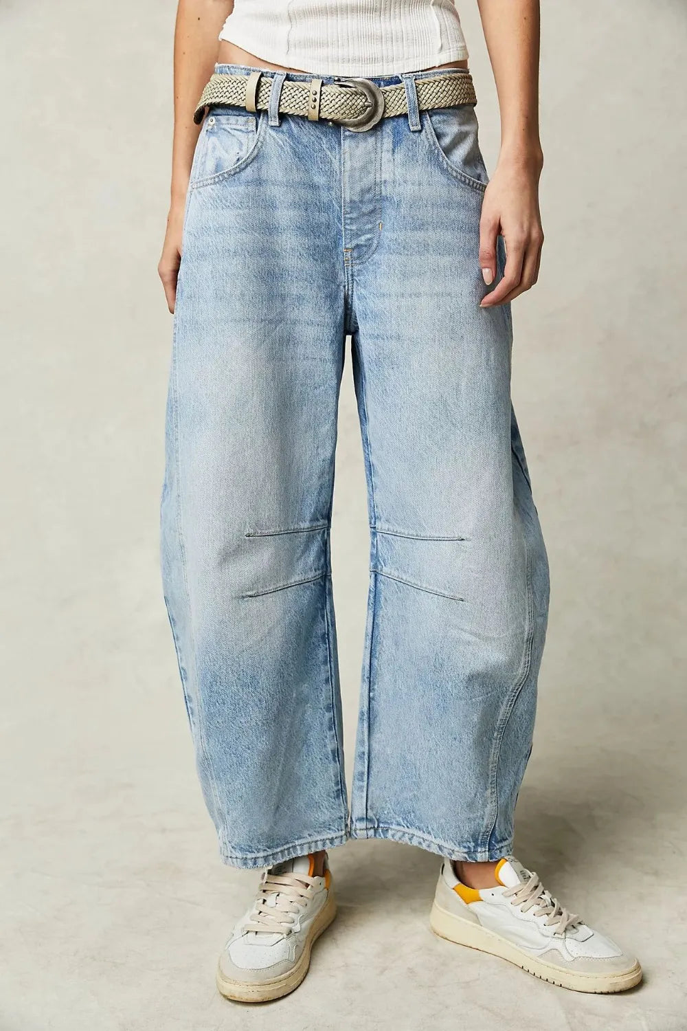 Wide Leg Jeans with Pockets Light Blue Fitggins