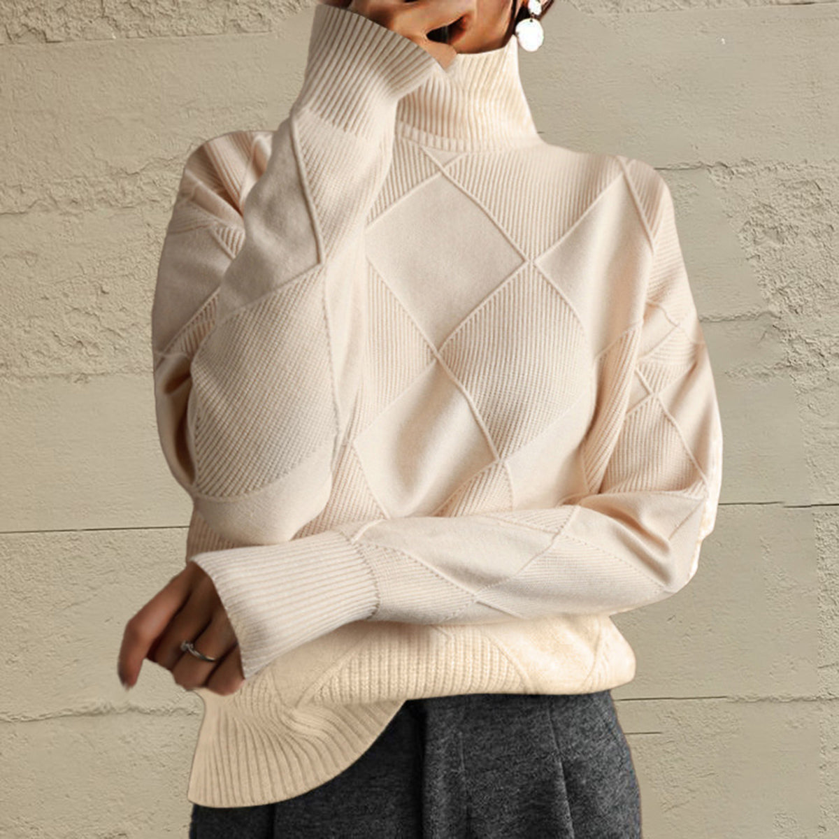 Geometric Turtleneck Long Sleeve Sweater Ivory Fitggins